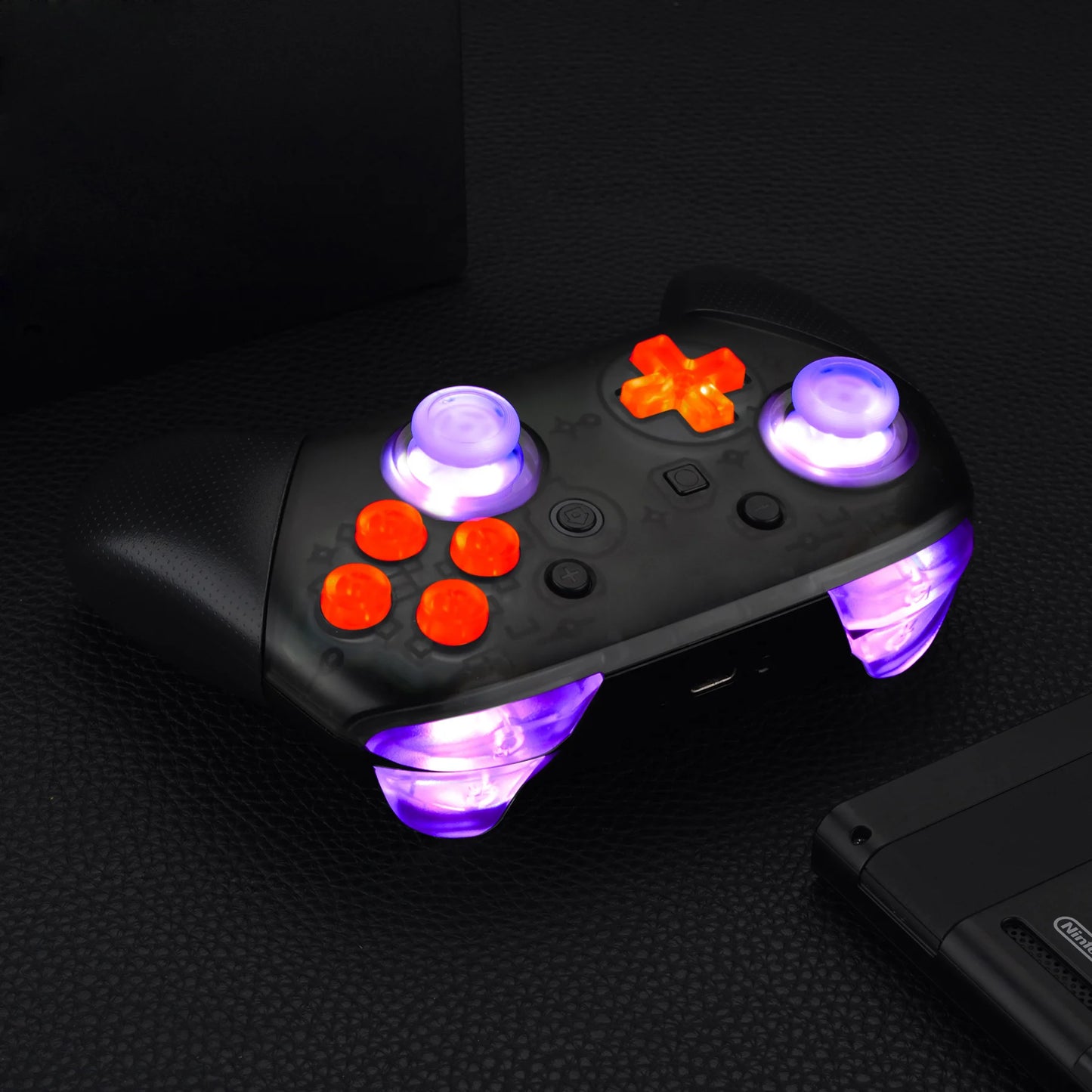 eXtremeRate Luminated Thumbsticks D-pad Face Buttons DIY DTFS LED Kit V2 for Nintendo Switch Pro Controllere -  9 Colors Modes